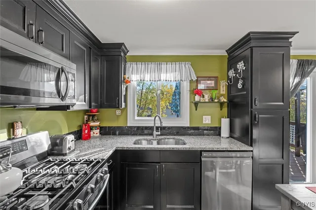 $250,000 | 8221 Lucchesi Drive, Clay, NY 13041