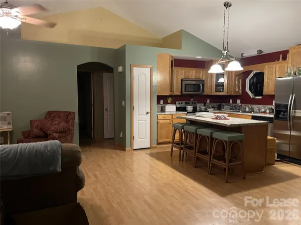 $1,800 | 607 Jane Sowers Road, Statesville, NC 28625