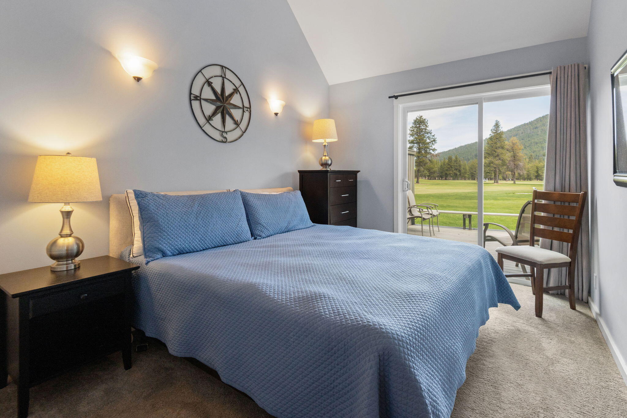 13400 Fox Tail, Unit GCC102 Black Butte Ranch, OR 97759 - Photo 11 of 26 Main Floor bedroom with Deck Access