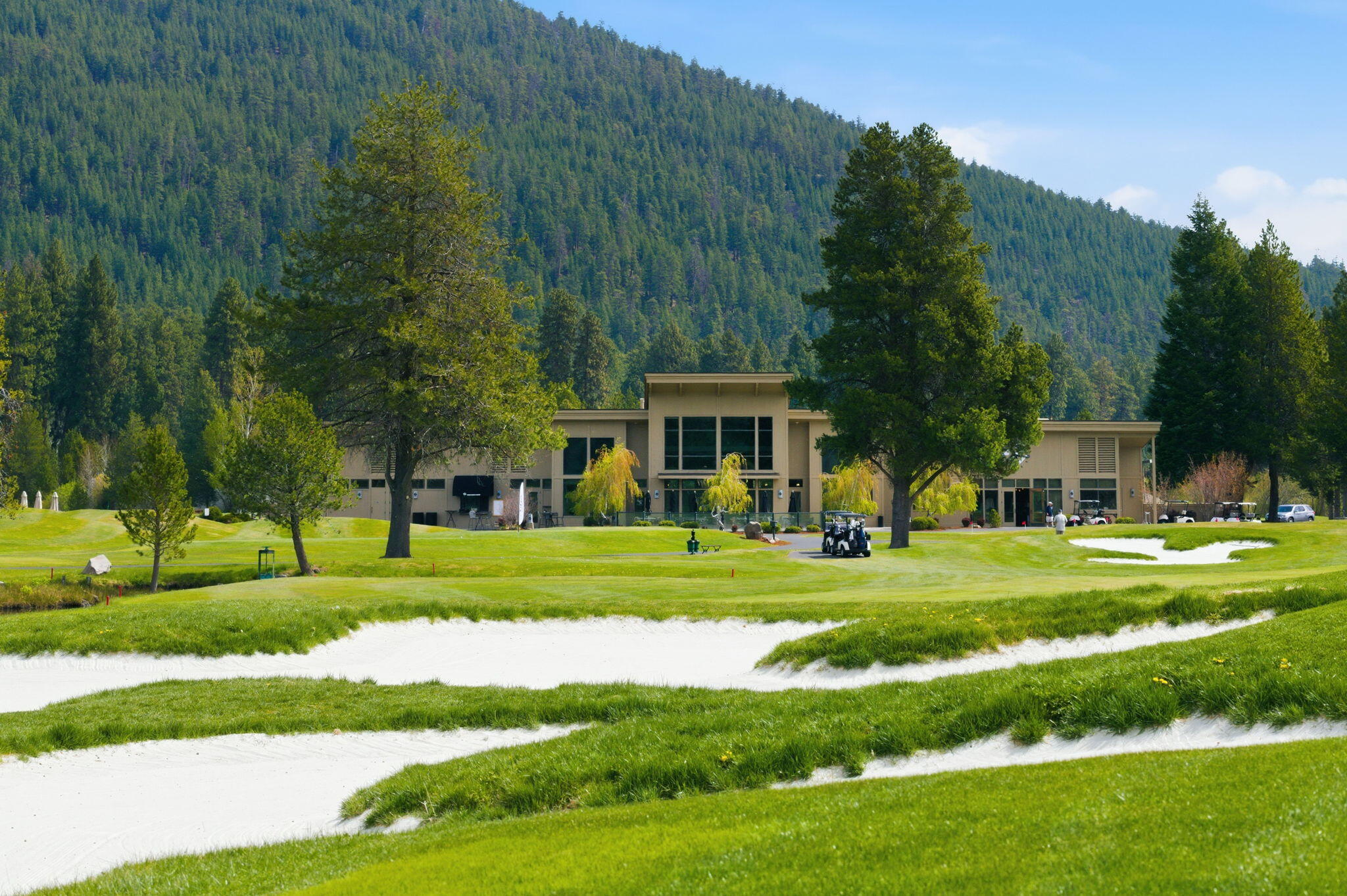 13400 Fox Tail, Unit GCC102 Black Butte Ranch, OR 97759 - Photo 3 of 26 Close to Robert's Pub & Big Meadow Pro Shop