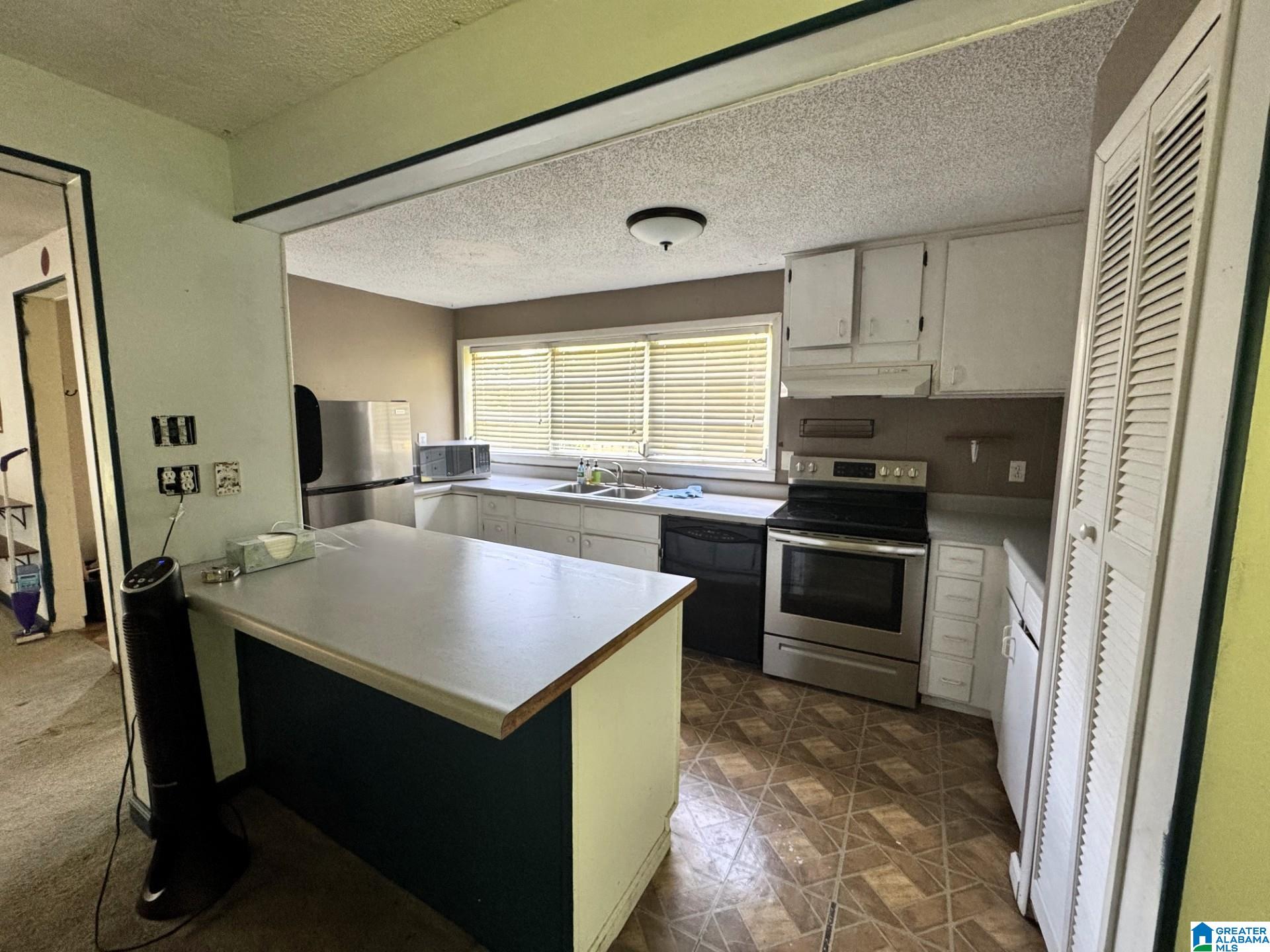 1711 Old Springville Road Birmingham, AL 35235 - Photo 13 of 21
