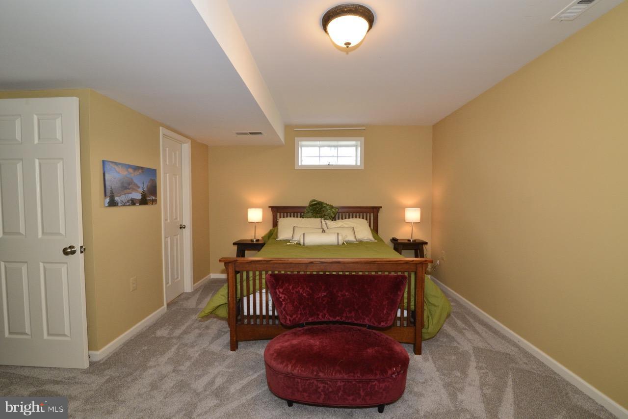 22643 Watson Road Leesburg, VA 20175 - Photo 22 of 30 Fantastic bonus space can be utilized in many ways