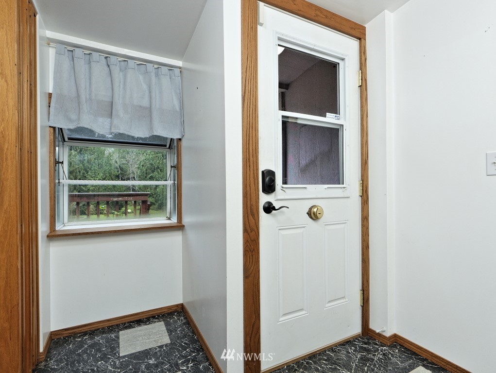 5008 Erlands Point Road Northwest Bremerton, WA 98312 - Photo 22 of 36 Gallery Image 22