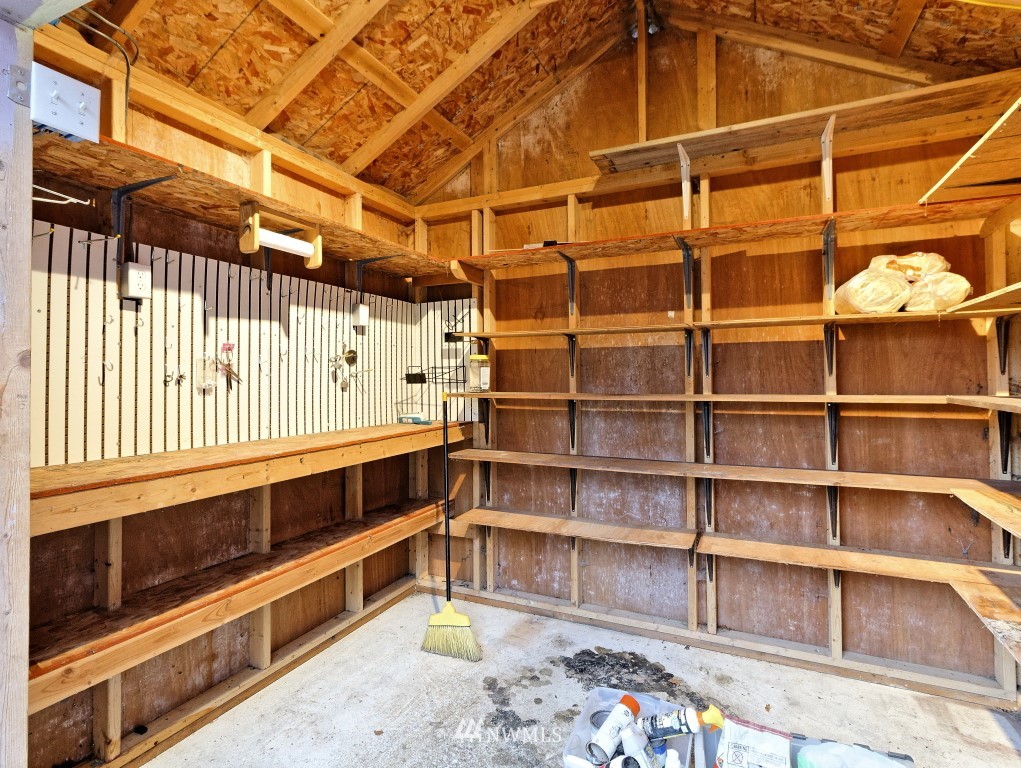 5008 Erlands Point Road Northwest Bremerton, WA 98312 - Photo 32 of 36 Gallery Image 32
