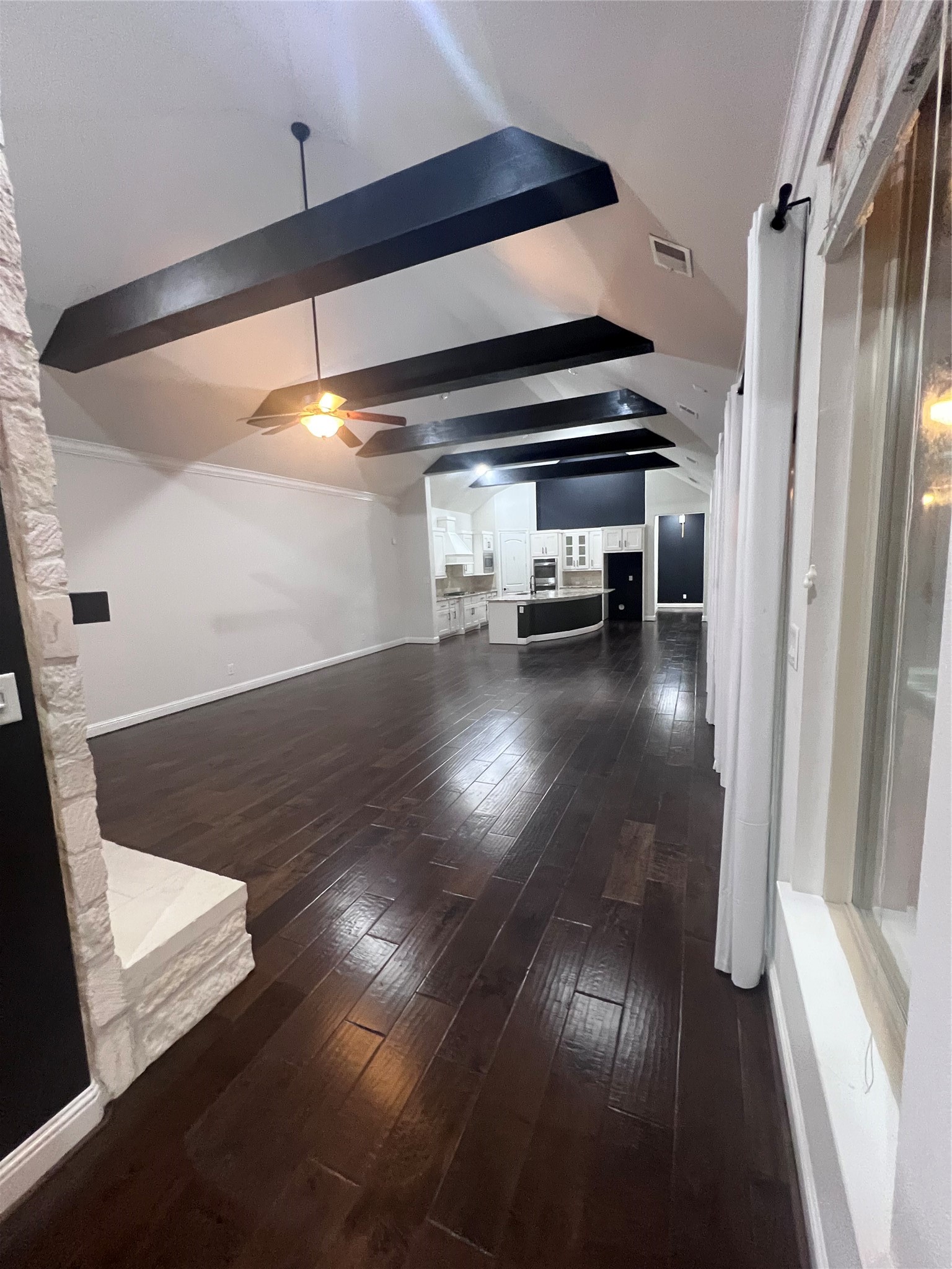 46 Sundown Ridge Place Tomball, TX 77375 - Photo 4 of 14 Living Area
