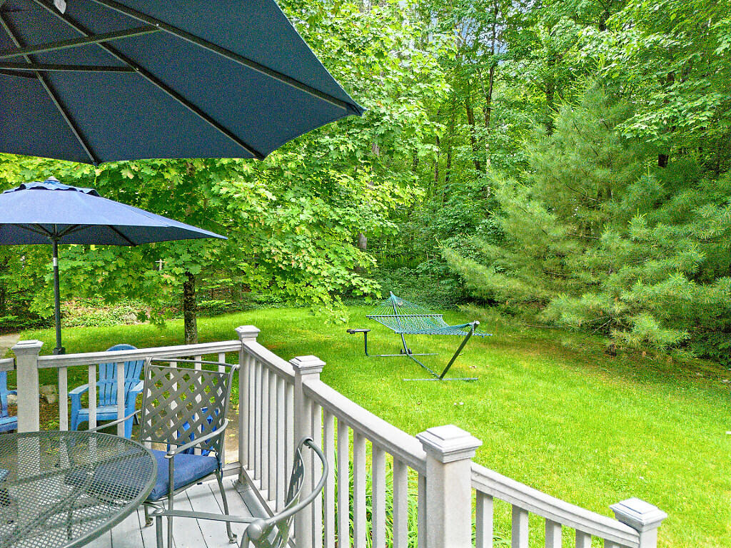 40 Pheasant Run Road Belgrade, ME 04917 - Photo 7 of 45 Deck, Backyard