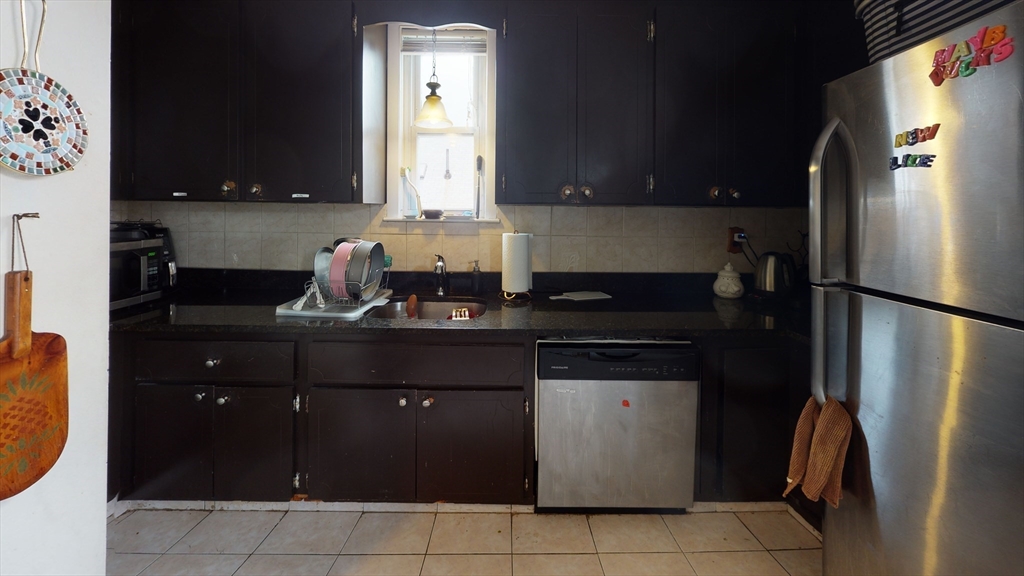 27 Falcon Street, Unit 3 Boston, MA 02128 - Photo 3 of 13