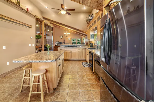 $675,000 | 1144 Center Road, Hardwick, VT 05843