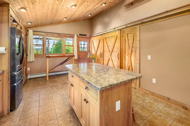 $675,000 | 1144 Center Road, Hardwick, VT 05843