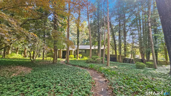$549,000 | 40 Oleson Drive, Southbury, CT 06488