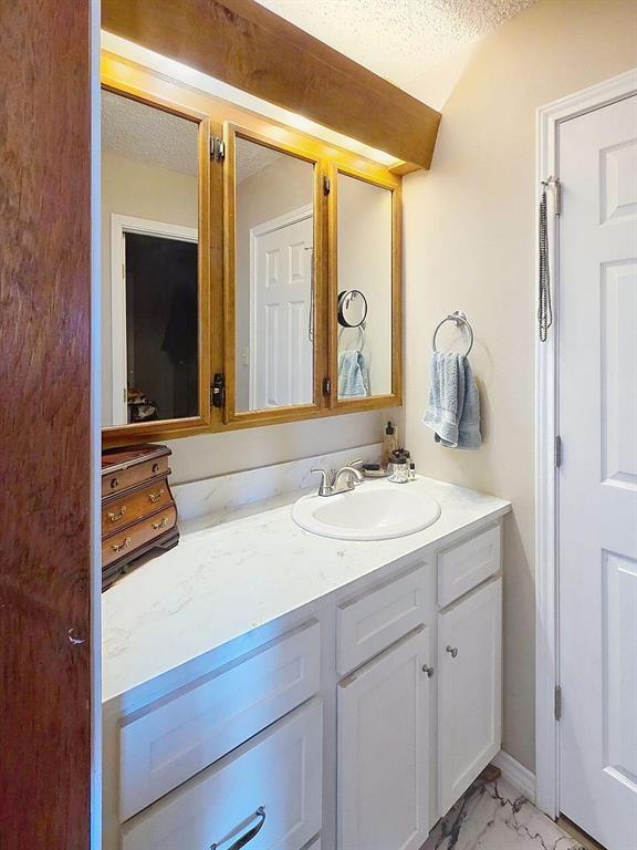 8908 County Road 103 Hamlin, TX 79520 - Photo 7 of 24