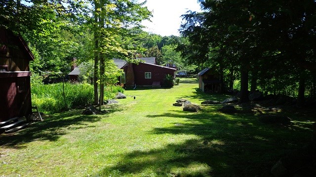 578 Center Road Hillsborough, NH 03244 - Photo 17 of 31