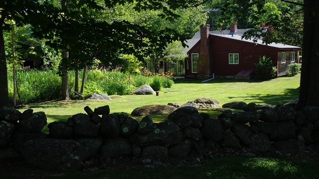 578 Center Road Hillsborough, NH 03244 - Photo 18 of 31