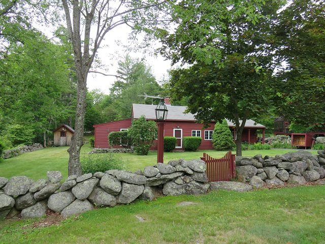 578 Center Road Hillsborough, NH 03244 - Photo 19 of 31