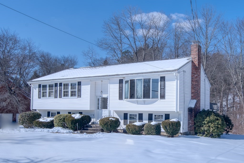 77 Howe Street Ashland, MA 01721 - Photo 4 of 42 Gallery Image 4