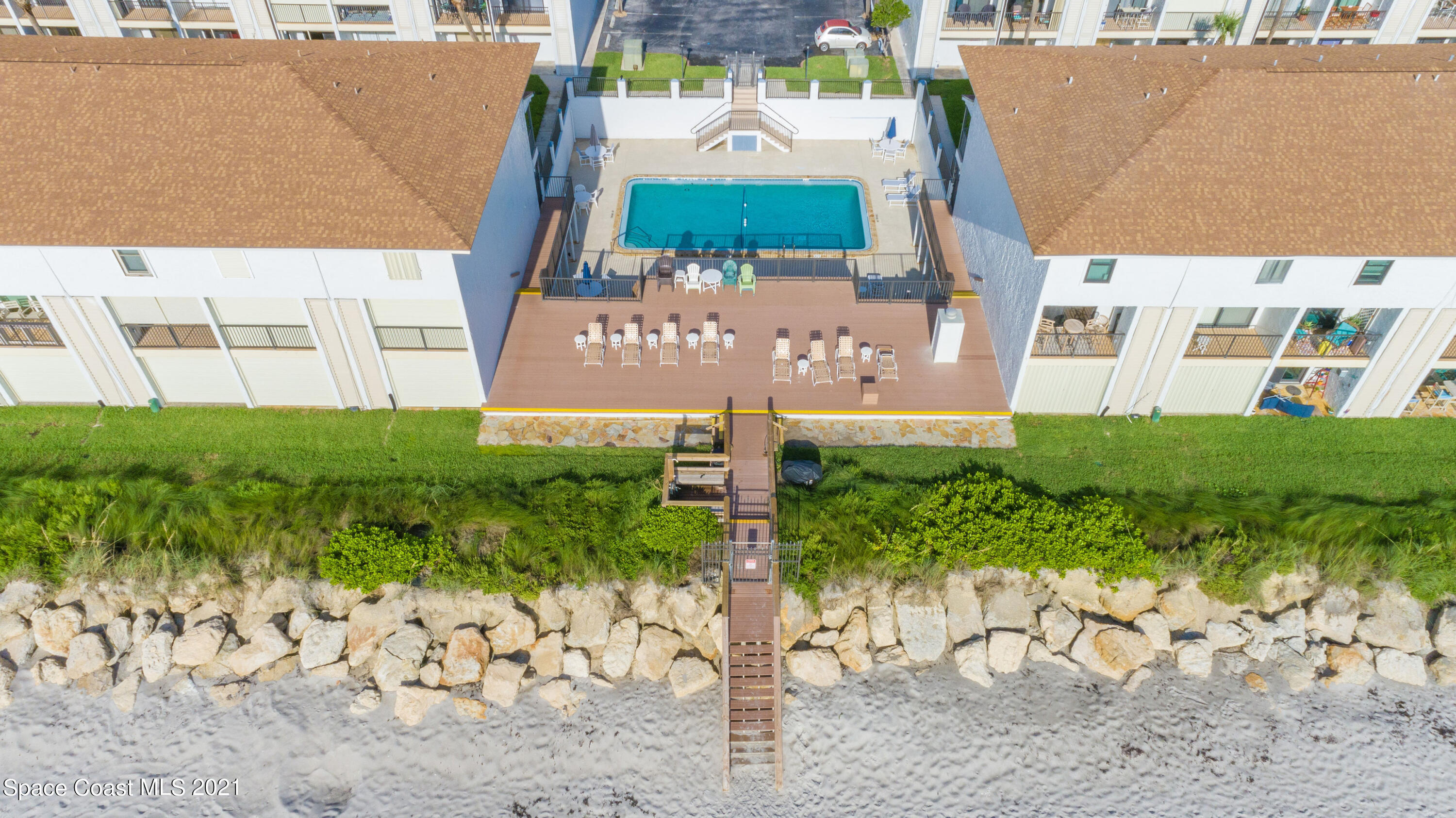 199 Jimmy Buffett Mem Highway, Unit C207 Satellite Beach, FL 32937 - Photo 39 of 41 DJI_0023