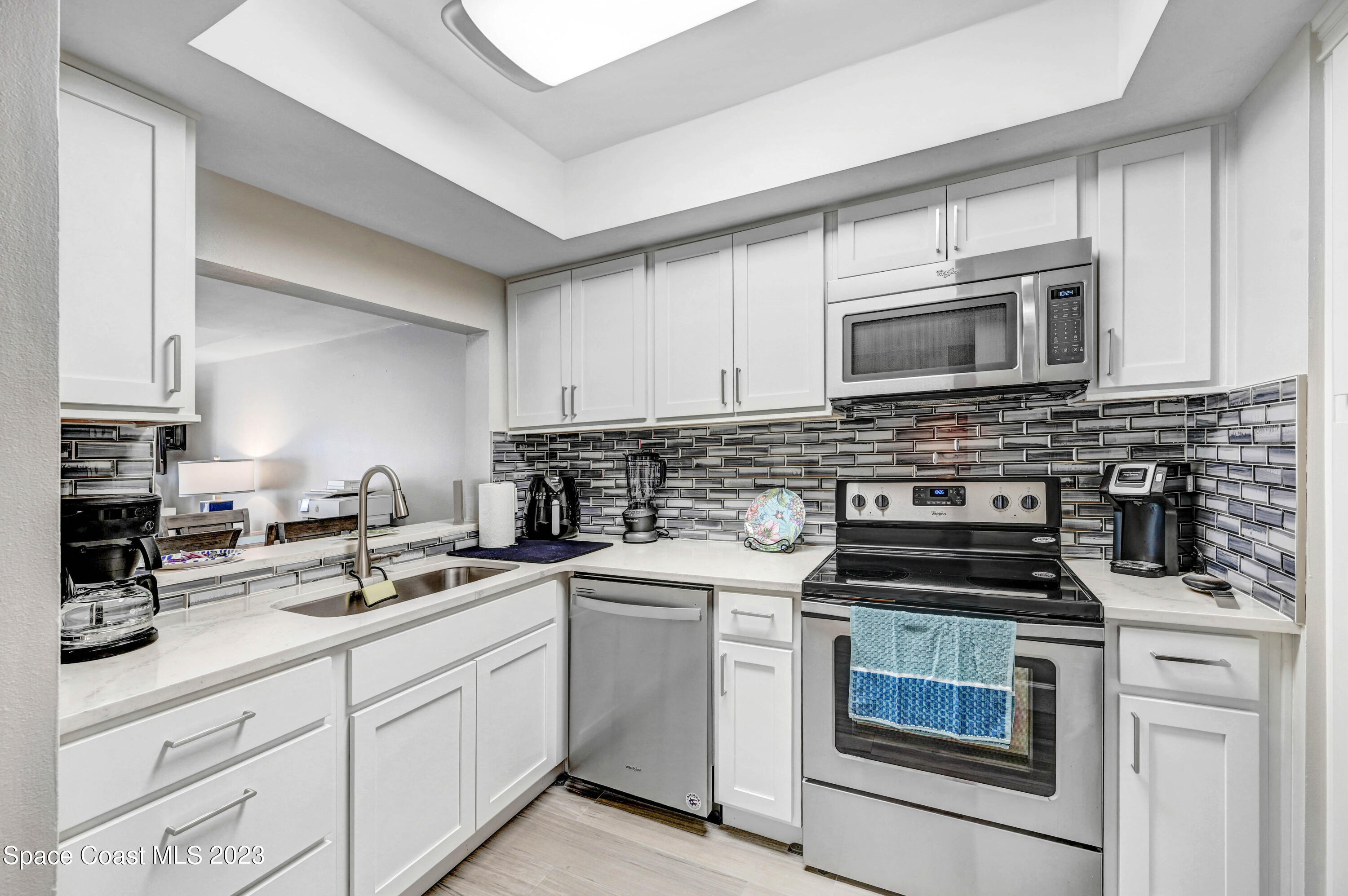 199 Jimmy Buffett Mem Highway, Unit C207 Satellite Beach, FL 32937 - Photo 8 of 41 DSC_3497