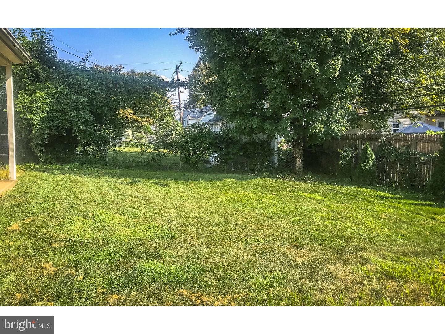 23 Belmar Road Hatboro, PA 19040 - Photo 4 of 21 Back Yard