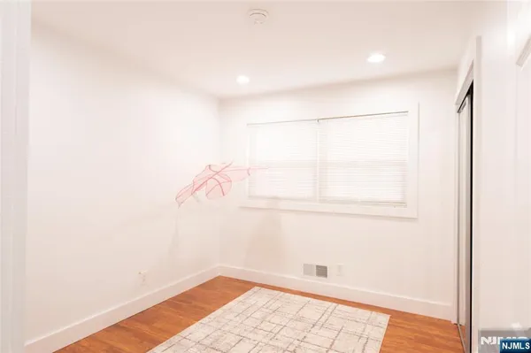 $1,390,000 | 19 Coles Court, River Edge, NJ 07661