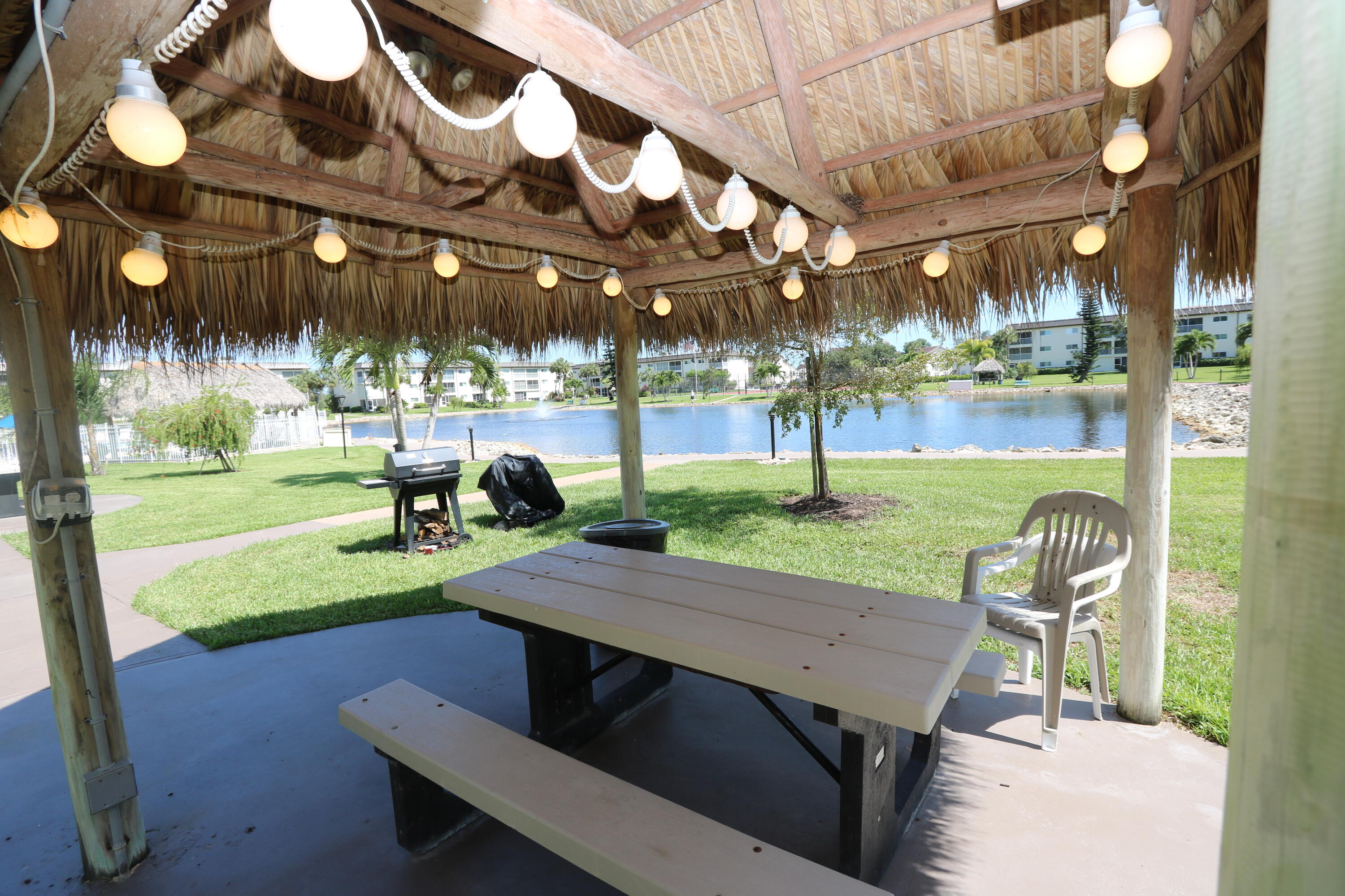 1004 Manatee Road, Unit 202 Naples, FL 34114 - Photo 28 of 31 IMG_9958 - Copy