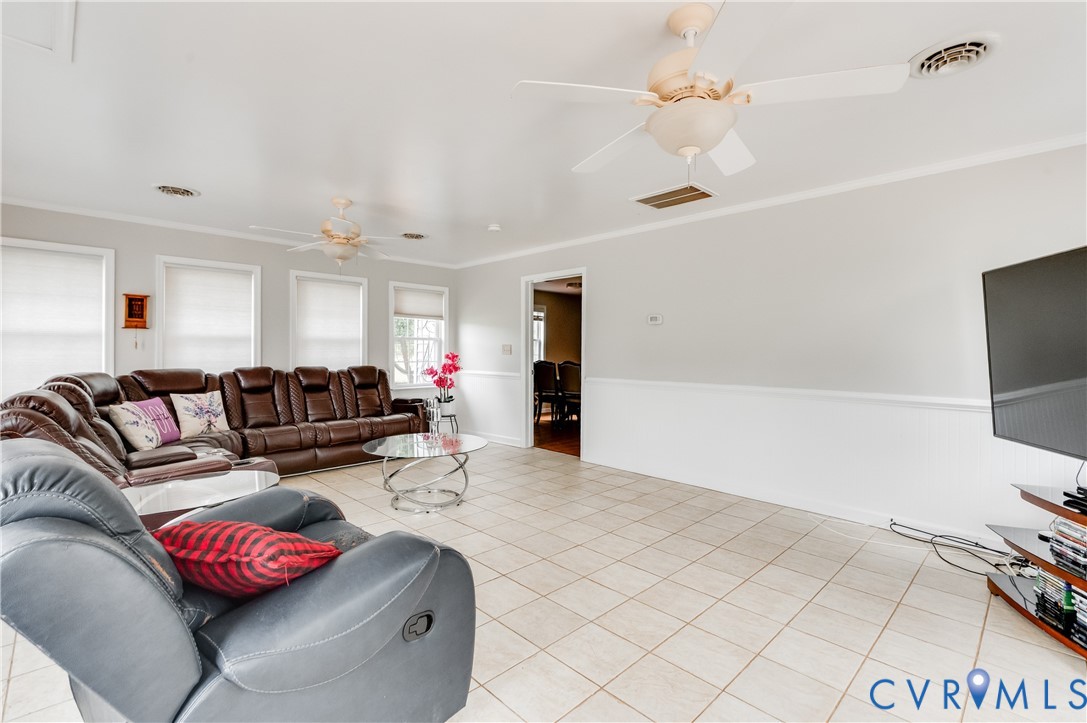 1474 Welsh Tract Road Charlotte Court House, VA 23923 - Photo 7 of 48 Spacious living area featuring light-toned tile fl