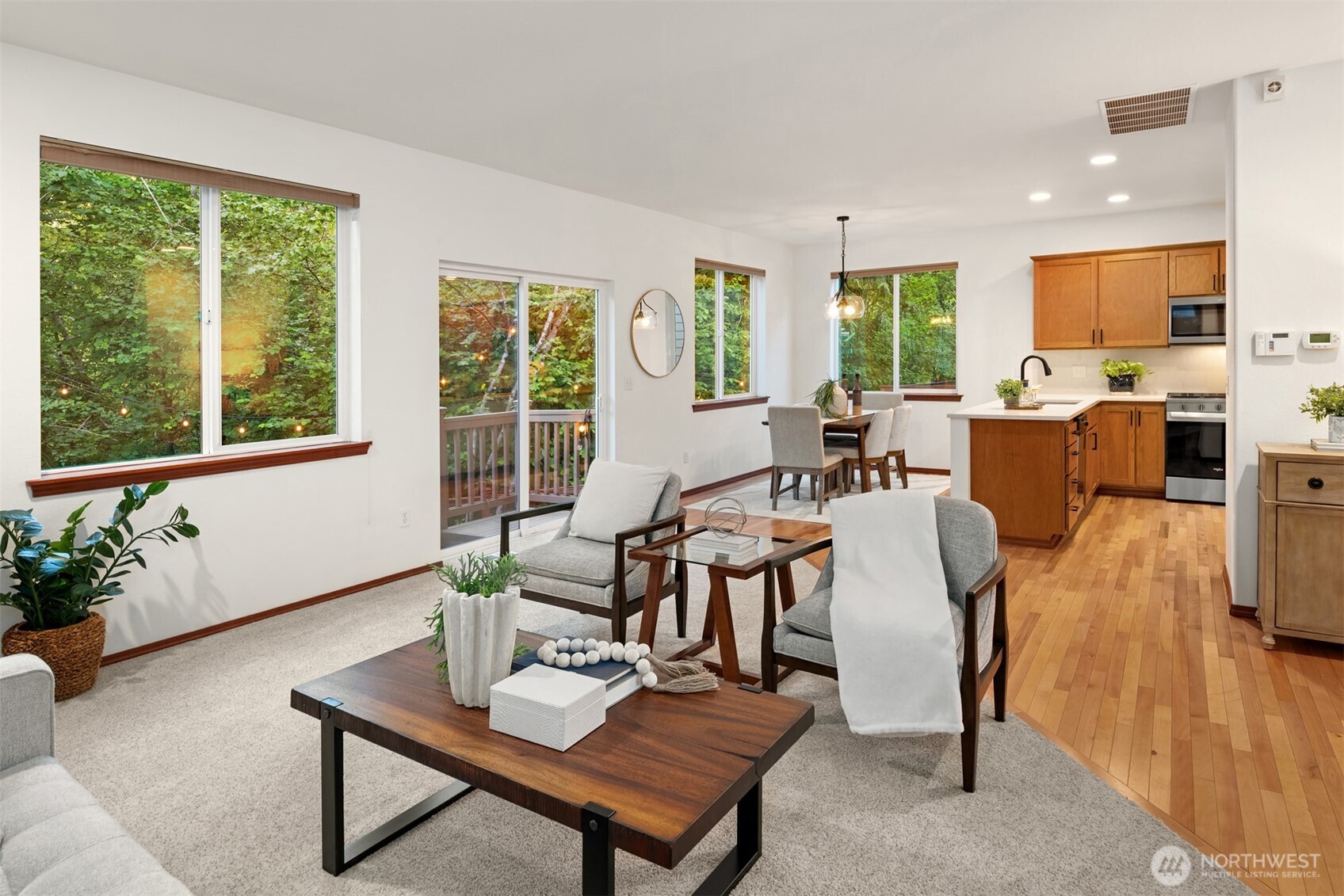 18318 34th Avenue Southeast Bothell, WA 98012 - Photo 8 of 40