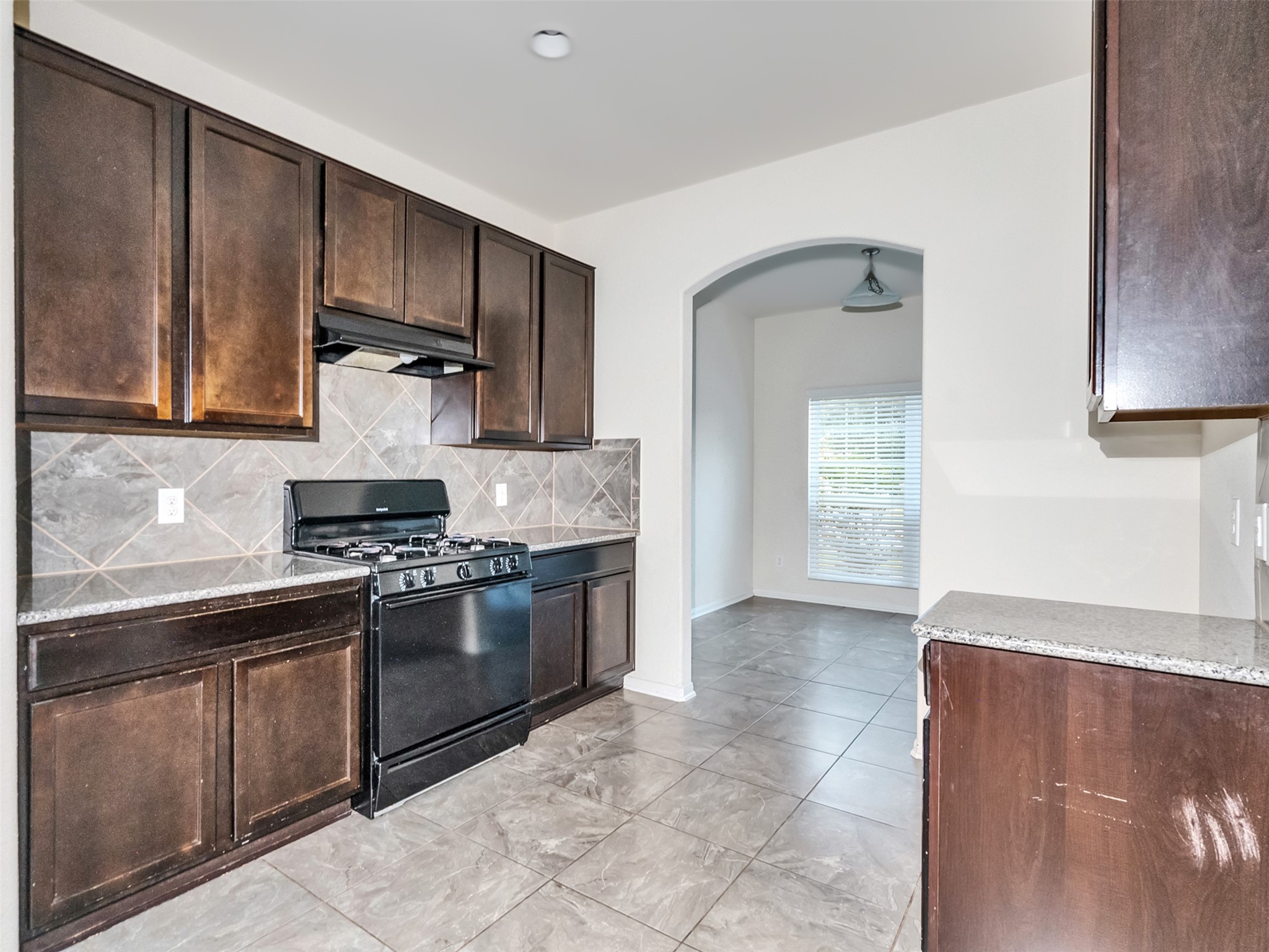 12215 Zenith Ridge Way Humble, TX 77346 - Photo 10 of 31 Gallery Image 10