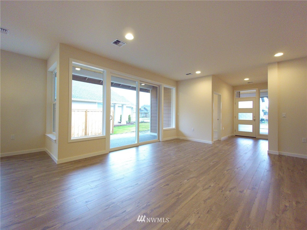 450 Lofgrin Road Sequim, WA 98382 - Photo 2 of 25