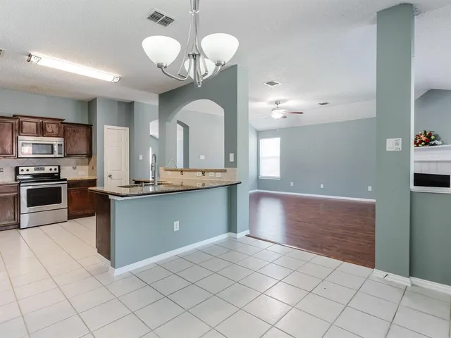 $2,300 | 1524 Ballesteros Court, Arlington, TX 76014