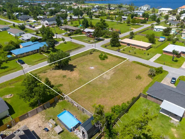 $75,000 | 115 Carolina Avenue, Lynn Haven, FL 32444