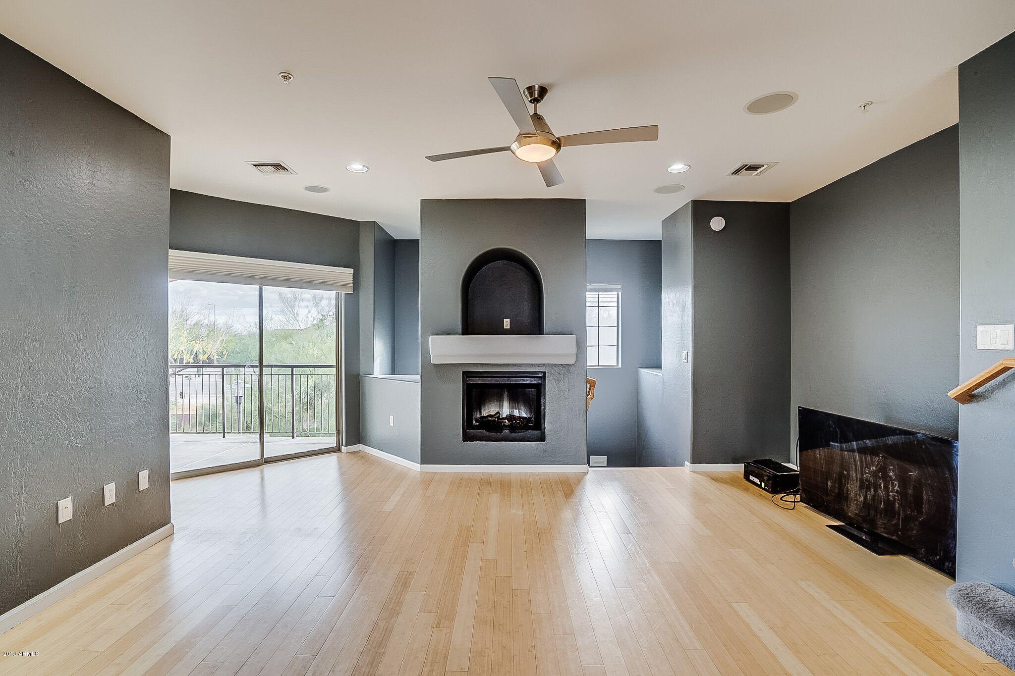 3935 East Rough Rider Road, Unit 1075 Phoenix, AZ 85050 - Photo 6 of 31 RR living