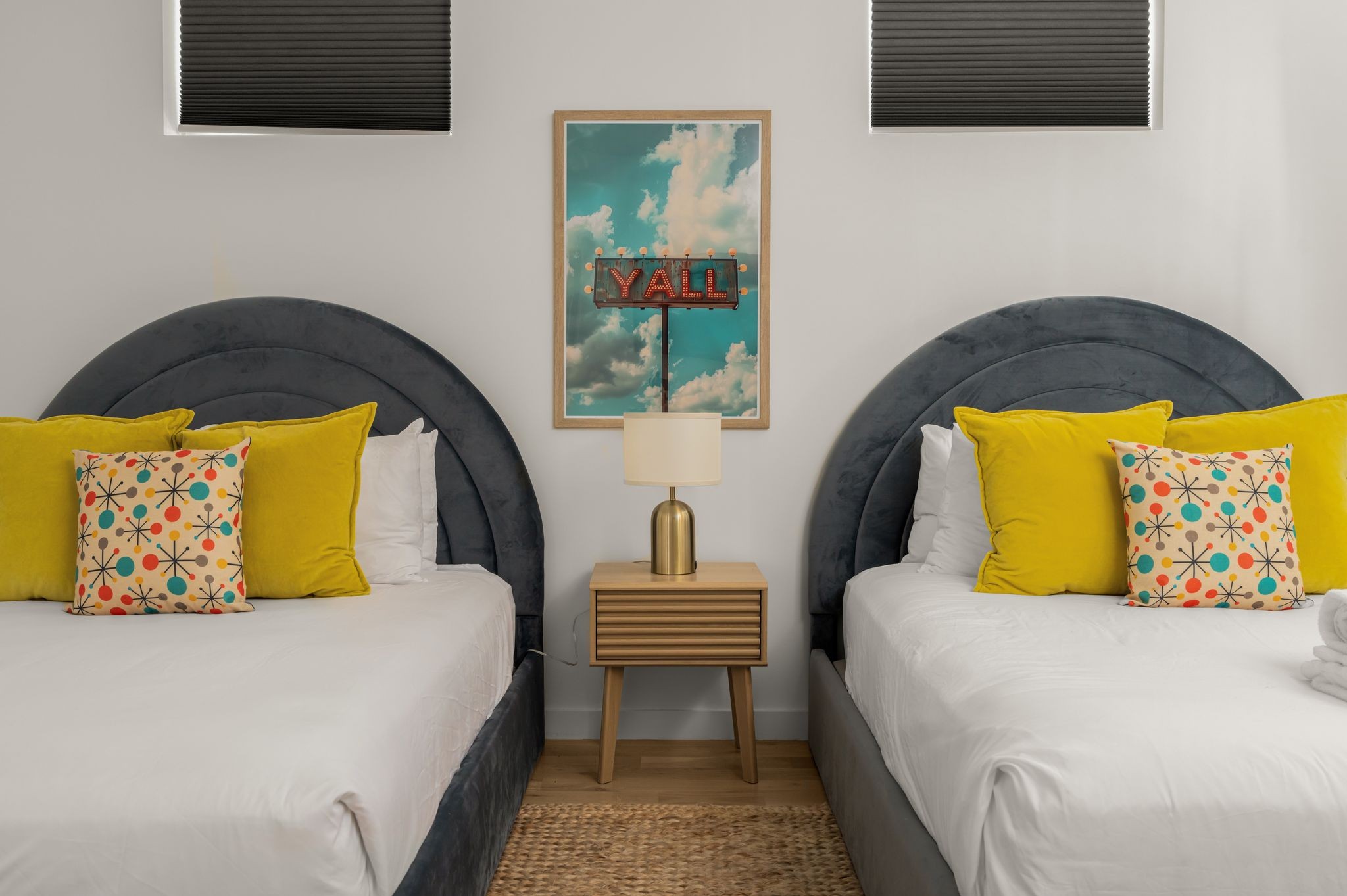 2000 South Hamilton Road, Unit 17 Nashville, TN 37218 - Photo 17 of 40 a bedroom with a bed lamps and wall painting