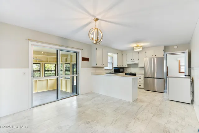 $2,400 | 209 Shamrock Drive, Wilmington, NC 28409