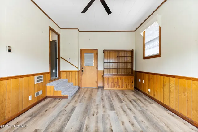 $2,400 | 209 Shamrock Drive, Wilmington, NC 28409