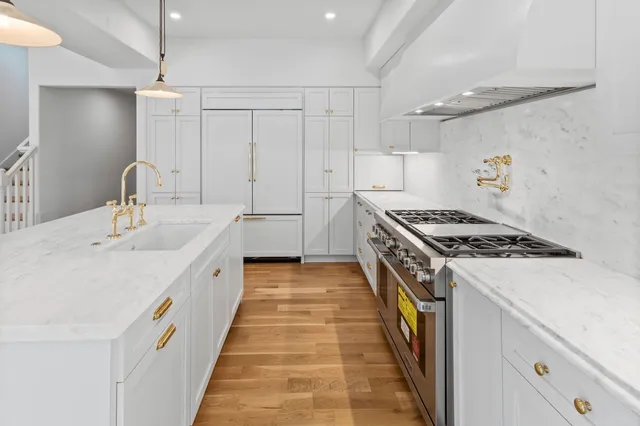 $2,750,000 | 215 Lewisburg Avenue, Franklin, TN 37064