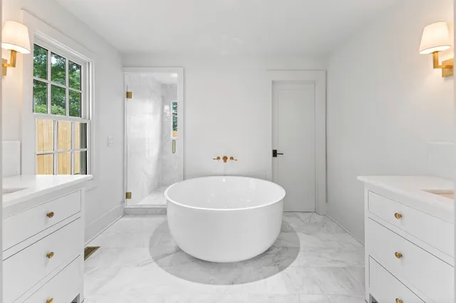 $2,750,000 | 215 Lewisburg Avenue, Franklin, TN 37064