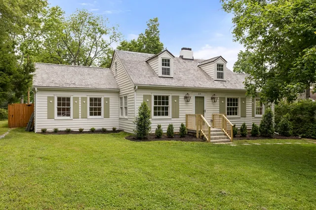 $2,750,000 | 215 Lewisburg Avenue, Franklin, TN 37064