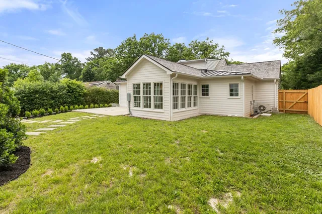 $2,750,000 | 215 Lewisburg Avenue, Franklin, TN 37064