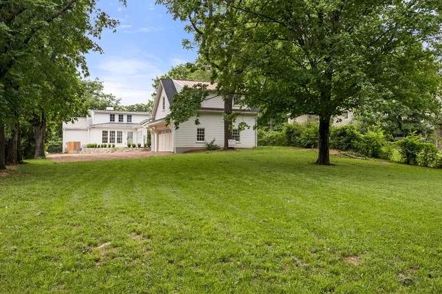 $2,750,000 | 215 Lewisburg Avenue, Franklin, TN 37064