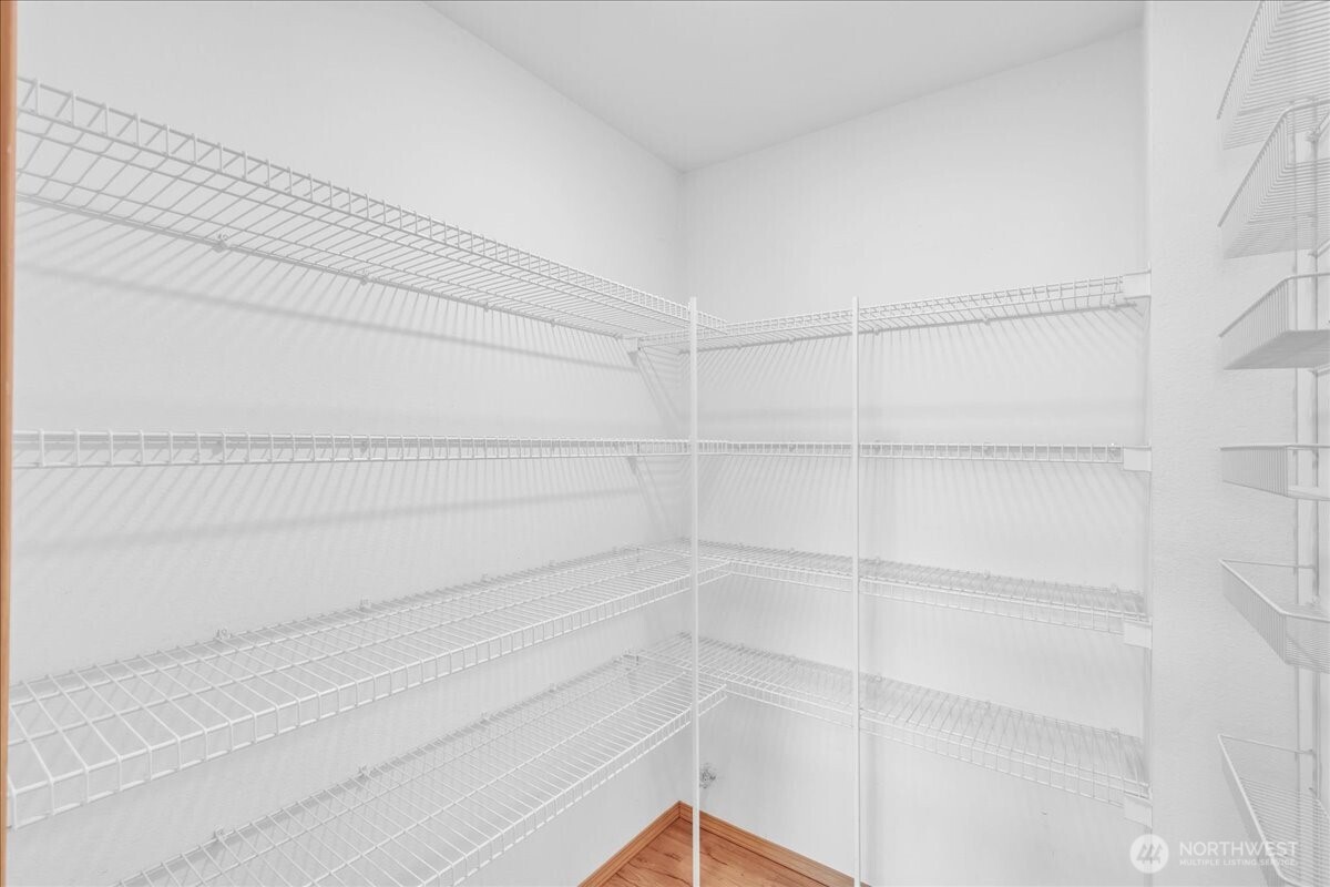 322 Orting Avenue Northwest Orting, WA 98360 - Photo 15 of 36 a close up of a shower