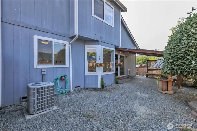 $499,500 | 322 Orting Avenue Northwest, Orting, WA 98360