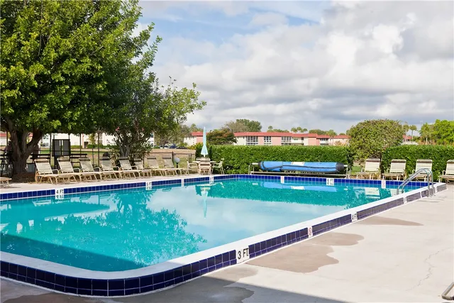 $113,000 | 102 Royal Oak Drive, Unit 203, Vero Beach, FL 32962