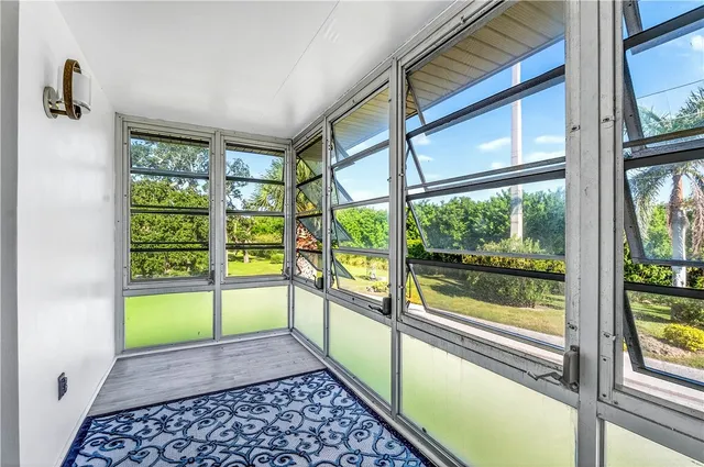 $113,000 | 102 Royal Oak Drive, Unit 203, Vero Beach, FL 32962