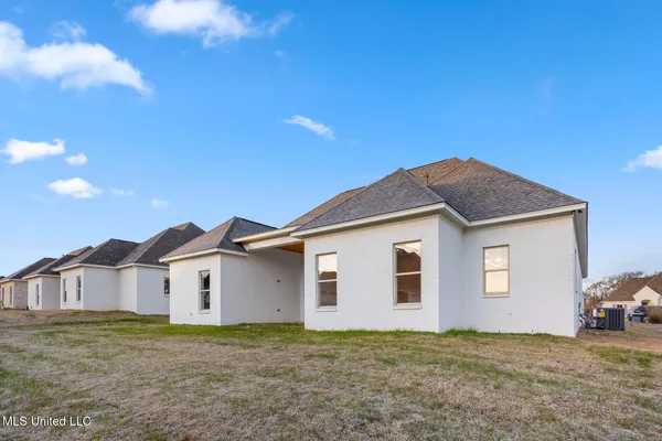 $381,800 | 436 Aurora Circle, Canton, MS 39046