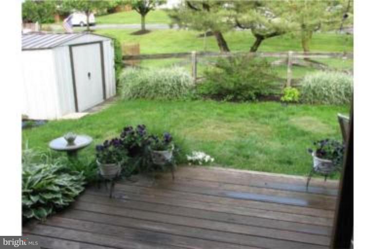 33 Trailwood Road Nottingham, MD 21236 - Photo 19 of 20 Patio 2