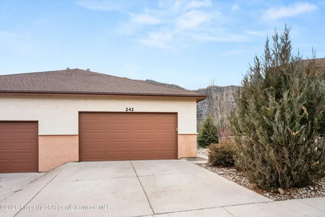 $575,000 | 242 Castle Ridge Drive, New Castle, CO 81647