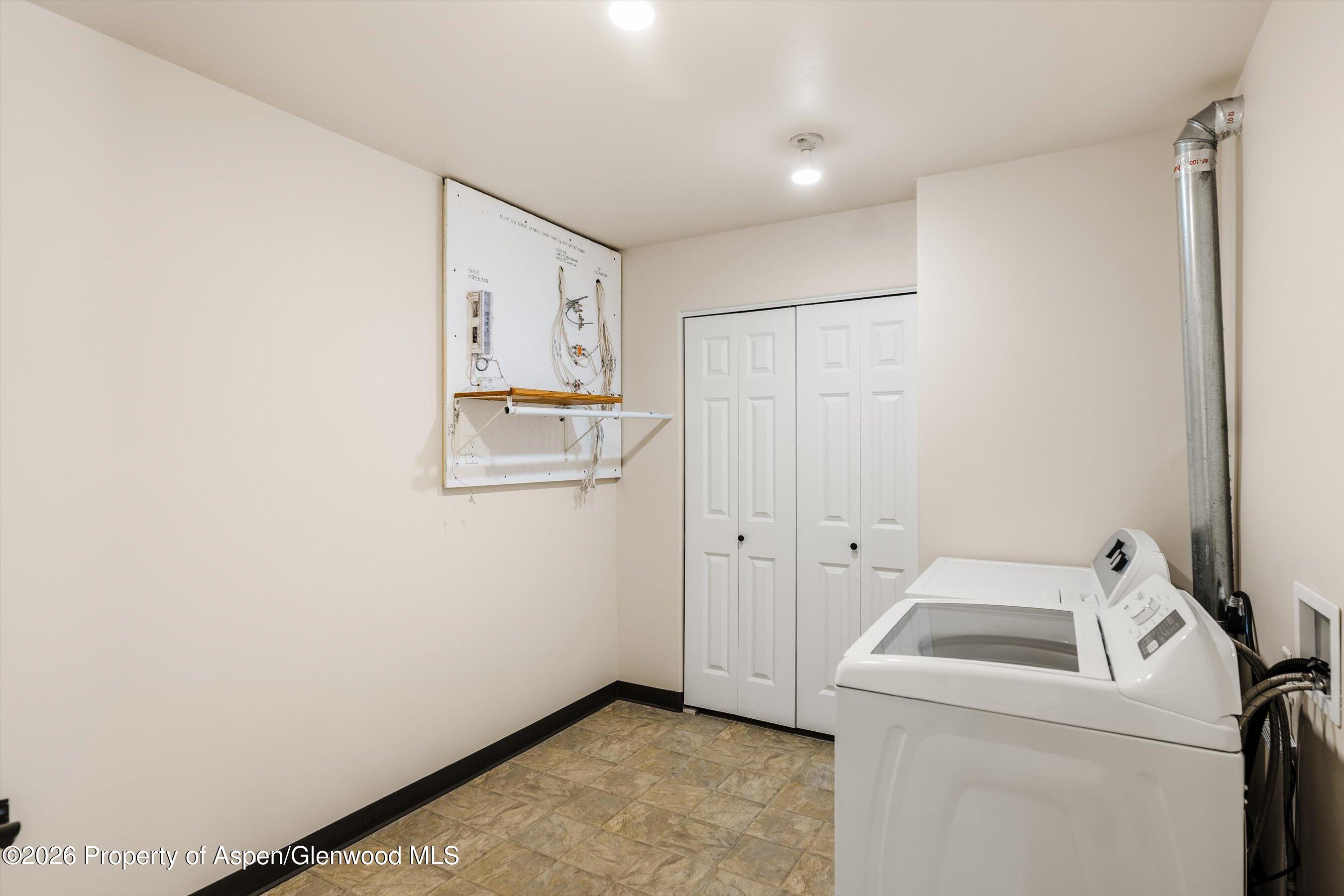 242 Castle Ridge Drive New Castle, CO 81647 - Photo 20 of 25 Laundry