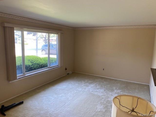 34332 Greentrees Road Sterling Heights, MI 48312 - Photo 18 of 52 IMG_1441.jpg
