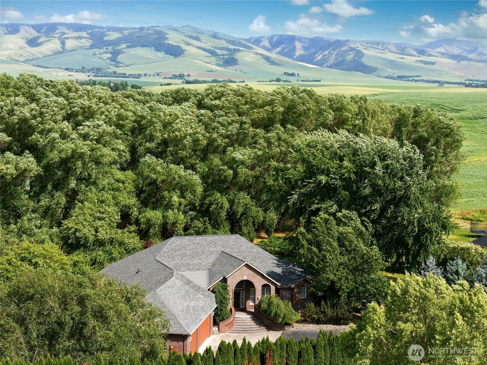 1629 Wheatcrest Road Walla Walla, WA 99362 - Photo 1 of 40