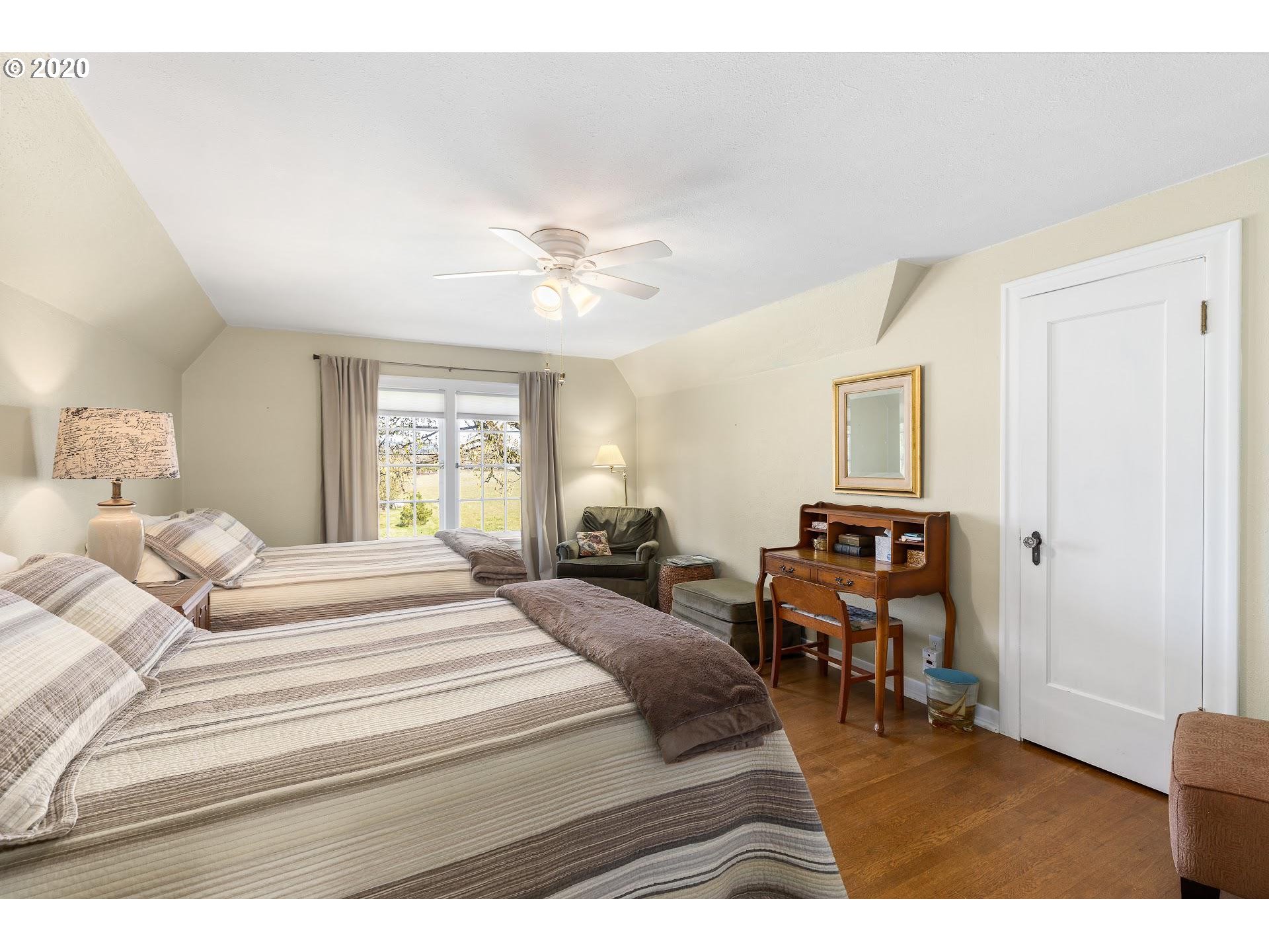 24300 Old Yamhill Road Newberg, OR 97132 - Photo 15 of 32 Gallery Image 15